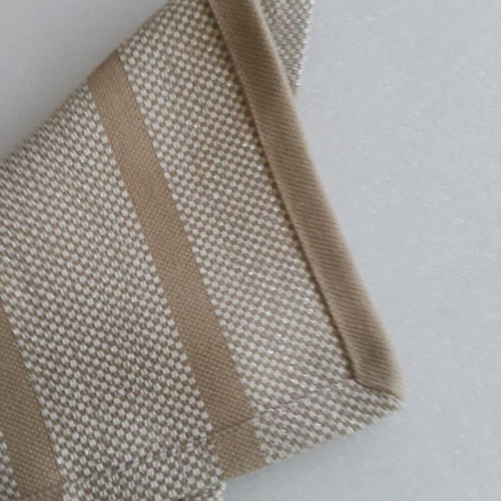 HOLD for Jackie*  Quality & Design Gold and Silver Holiday Placemats NWT - Picture 3 of 3